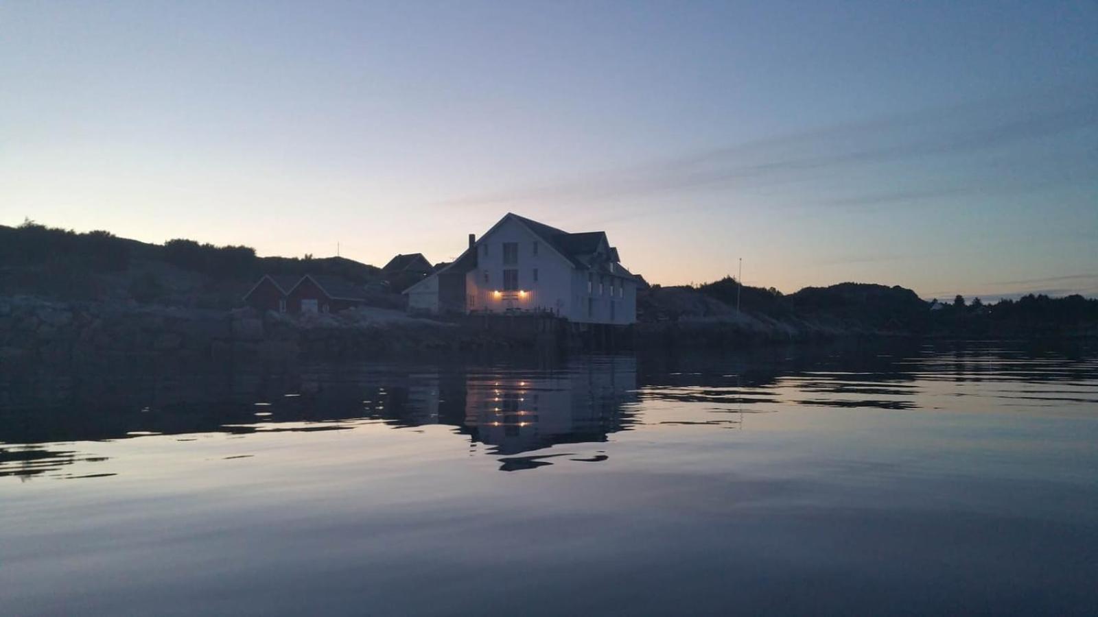 Sveggvika Atlantic Home Sveggen ภายนอก รูปภาพ